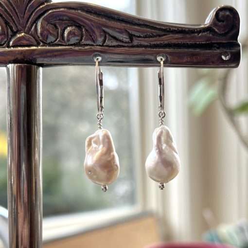 Freshwater Pearl Leverback Earrings - Image 4